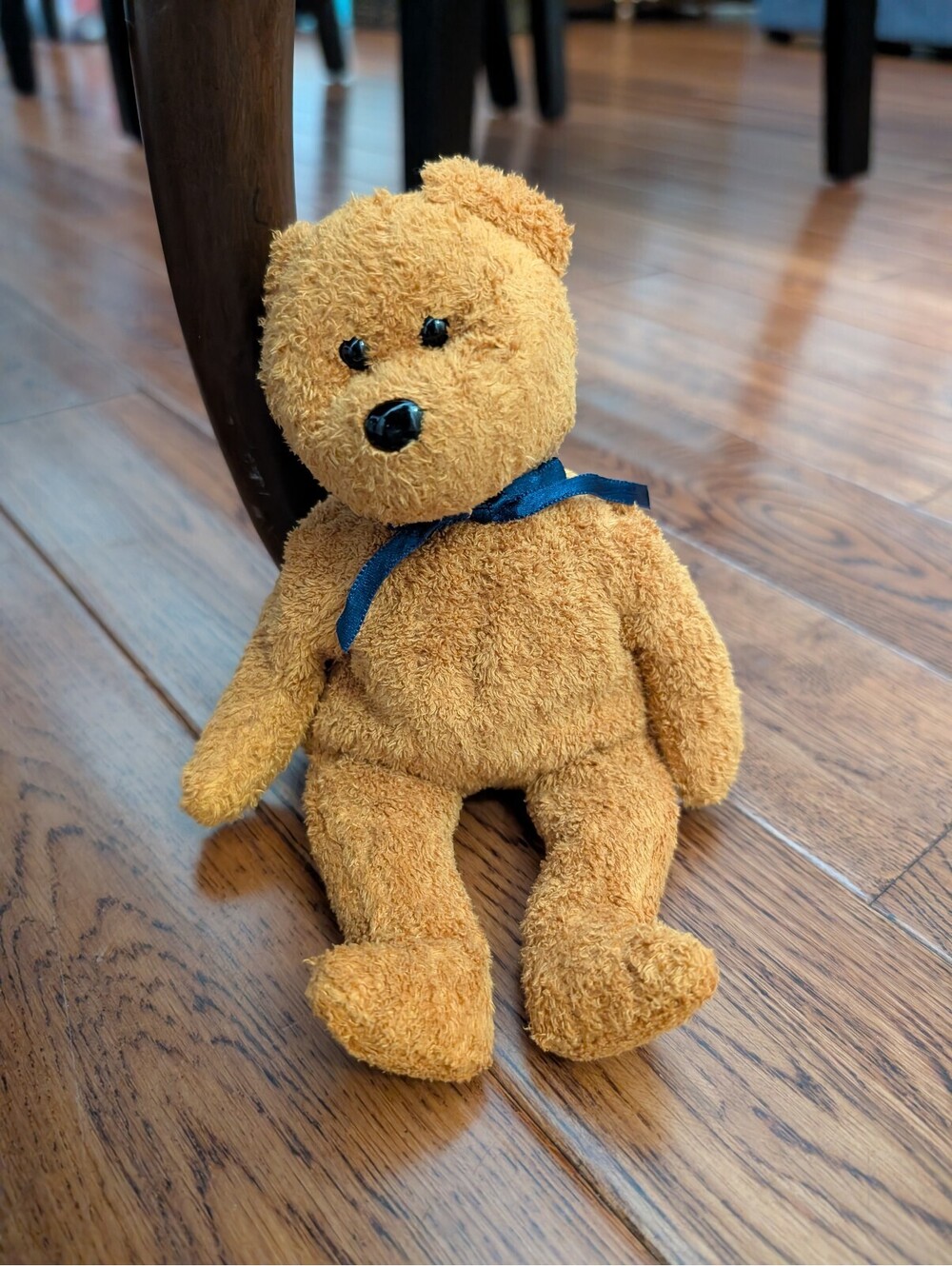 Ty Beanie Baby 1999 Fuzzy Bear w/ Ribbon Fuzz